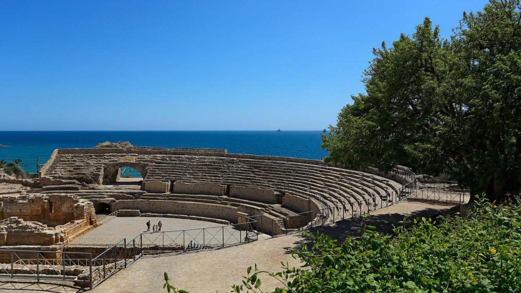Ruinas romanas frente al mar