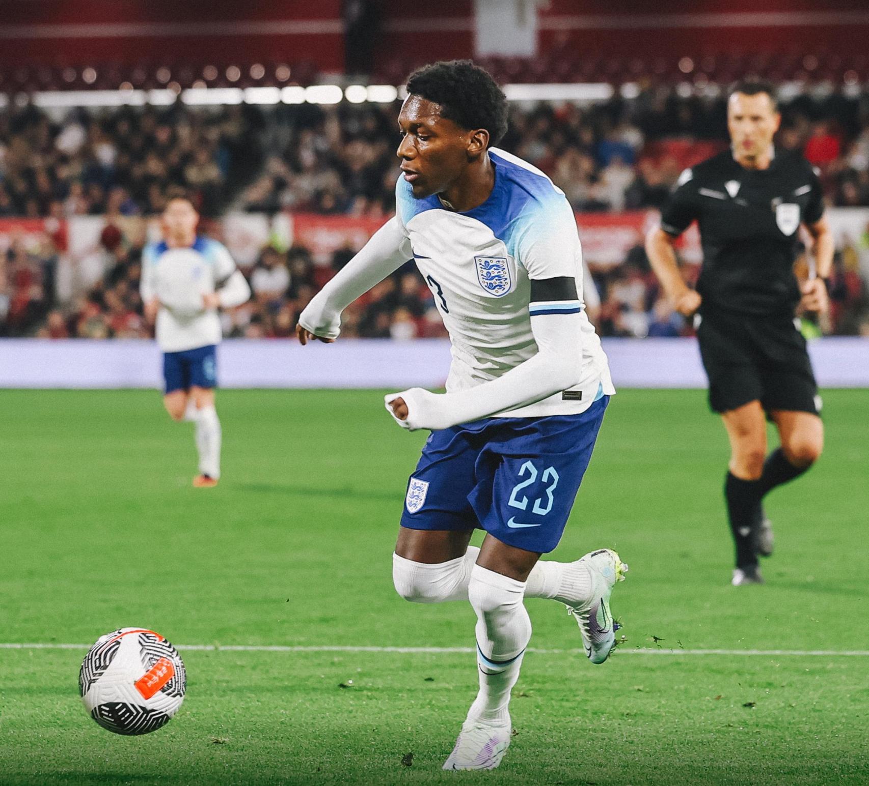 Philogene con Inglaterra sub-20