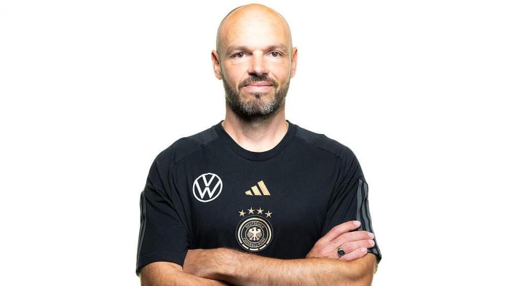 Heiko Westermann, posible incorporación al staff de Flick en el Barça