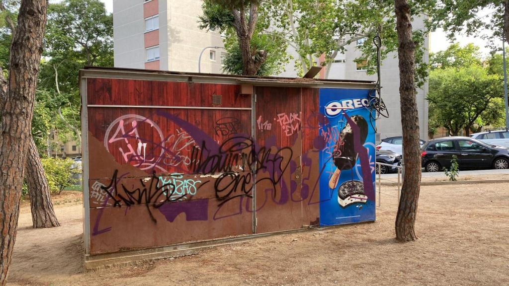 Estado actual del chiringuito del parque de la Guineueta