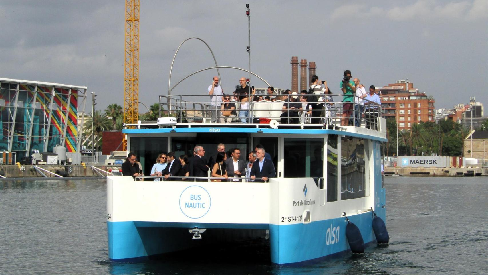 El bus náutico durante su inauguración