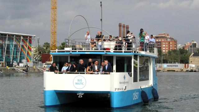 El bus náutico durante su inauguración