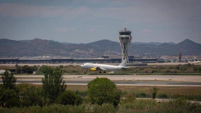 Avión en el Aeropuerto Barcelona