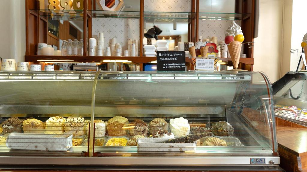 Gelats de La Campana, un dels obradors artesanals en actiu més antics de Barcelona