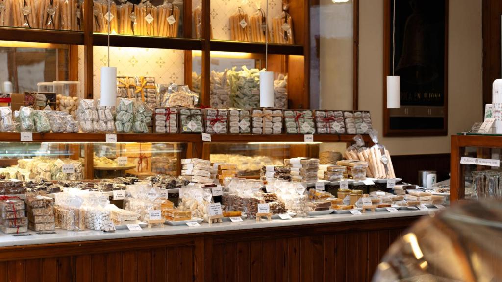 La Campana, un dels obradors artesanals en actiu més antics de Barcelona