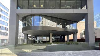 Bajos del edificio de Zurich en el 22@ de Barcelona