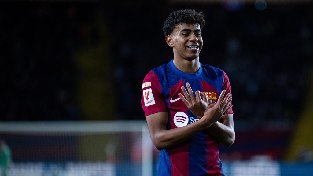 Lamine Yamal y su mítica celebración: 304