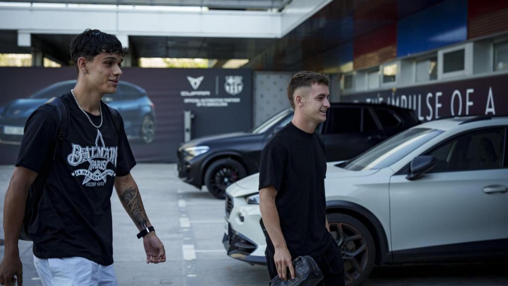 Héctor Fort y Marc Casadó pasan las prueba médicas en la Ciutat Esportiva Joan Gamper