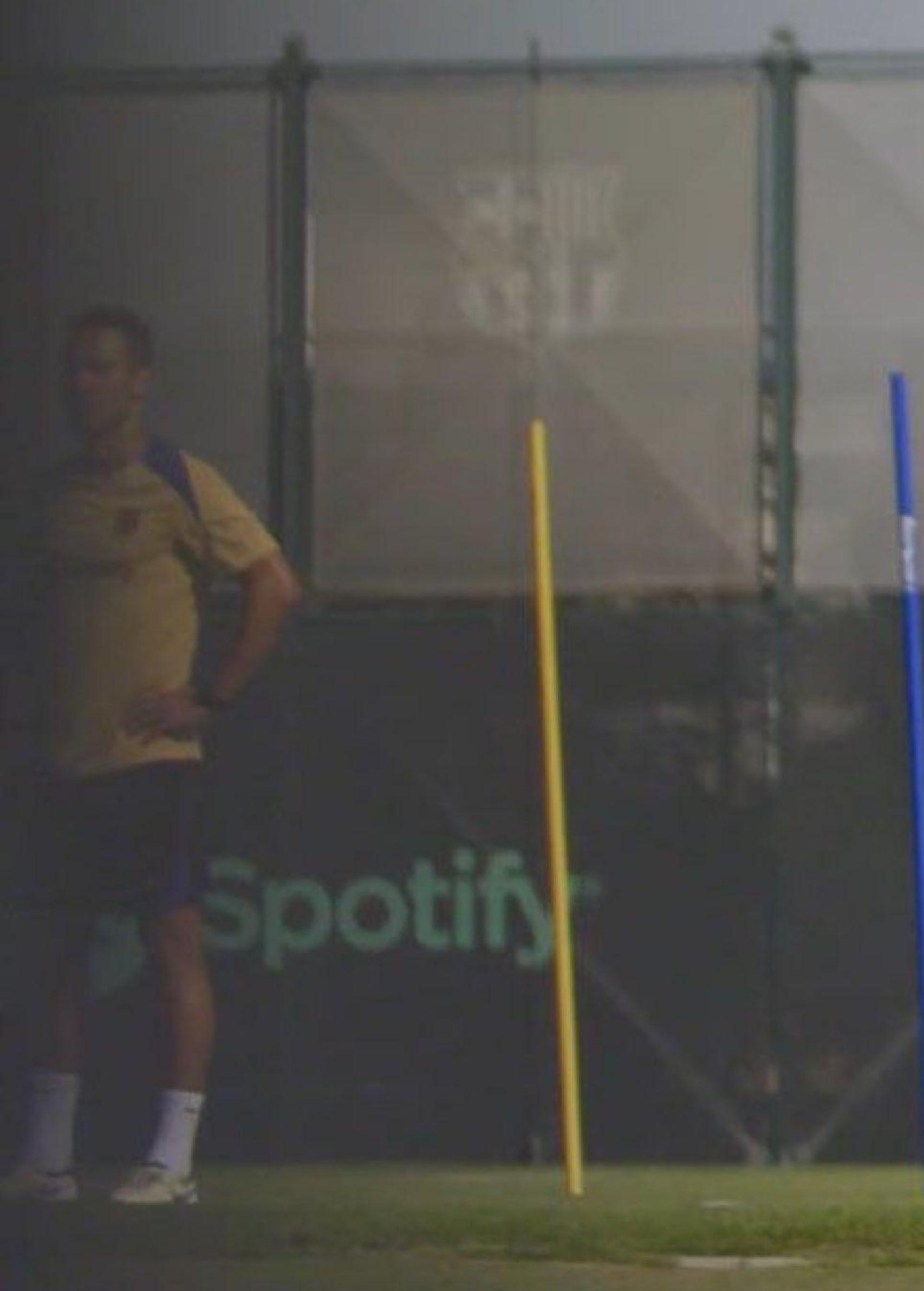 Thiago Alcántara en la Ciutat Esportiva Joan Gamper