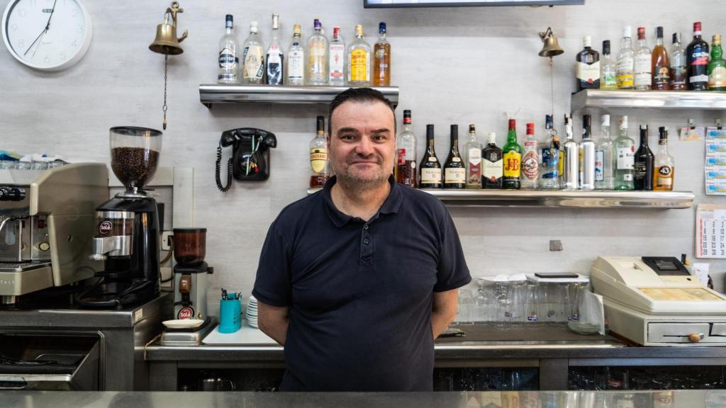 Juan Carlos, el propietario del bar El Cordobés frecuentado por Mounir, el padre de Lamine Yamal