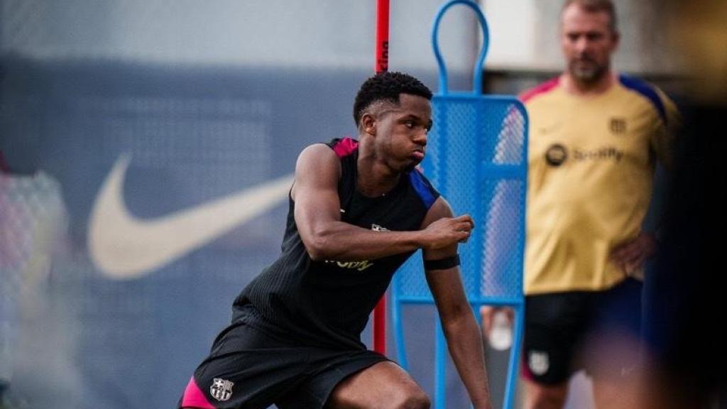 Ansu Fati se ejercita en la pretemporada del Barça 2024-25