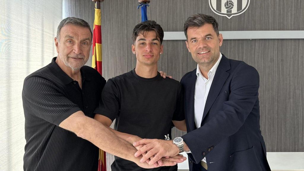 Alexanko y Joan Soler anuncian la renovación de Guille Fernández