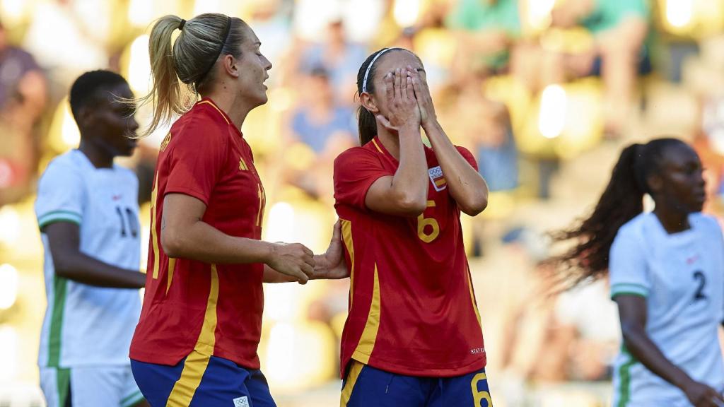 Aitana se lamenta por una ocasión fallida contra Nigeria