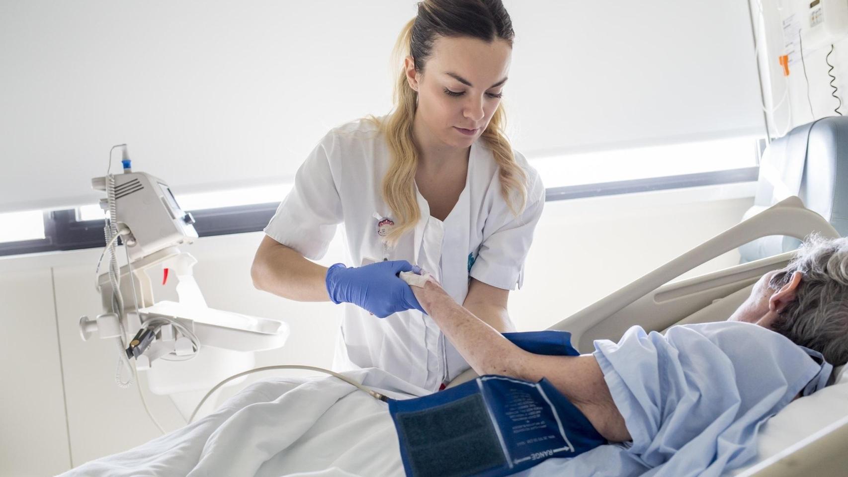 Una enfermera en el hospital de Mollet