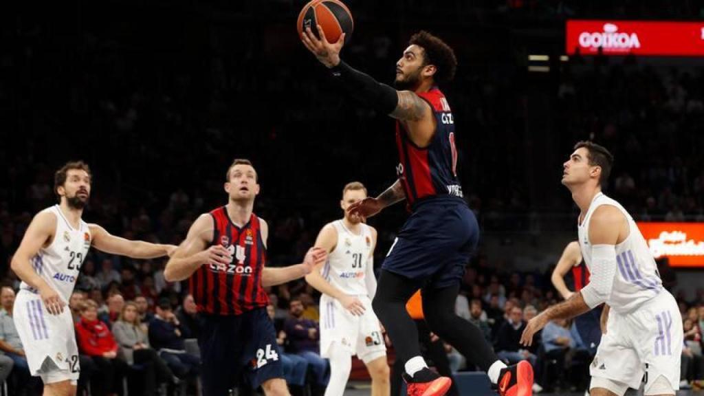Marcus Howard, estrella de Baskonia con Peñarroya en el banquillo