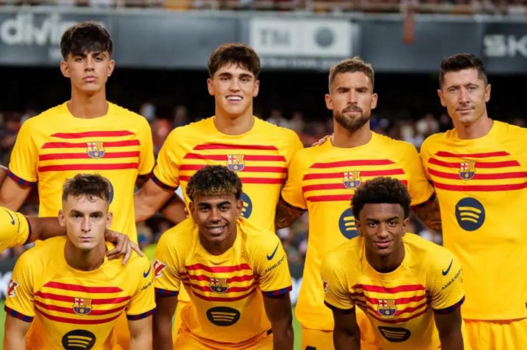 Los cinco canteranos, Lamine Yamal, Bernal, Casadó, Balde y Cubarsí, que conquistaron Mestalla