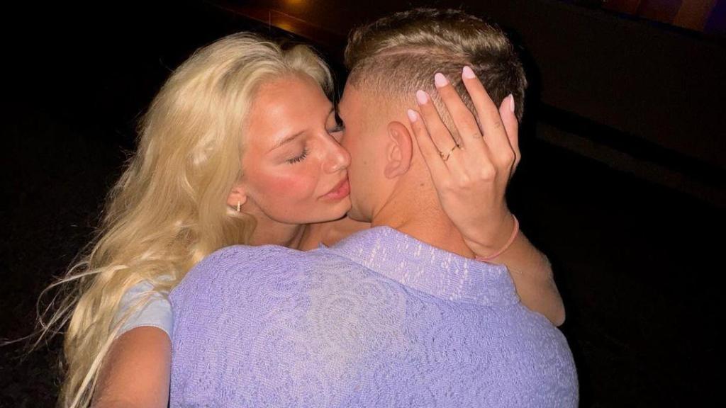 Fermín López junto a su novia, Berta Gallardo