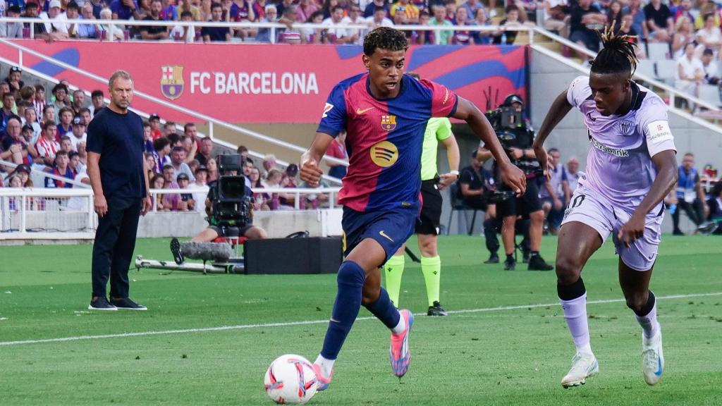 Lamine Yamal se enfrenta a Nico Williams en Montjuïc