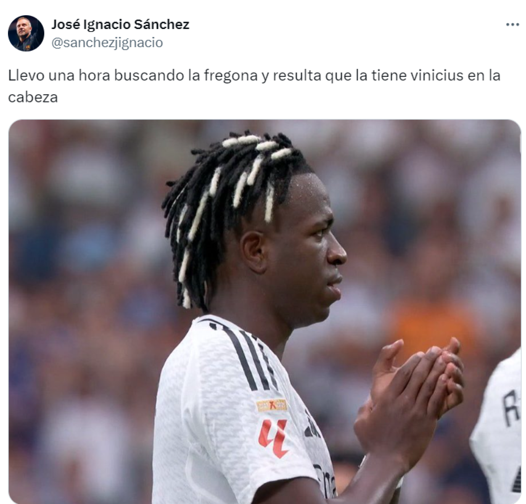 Twitter arde con el nuevo cambio de 'look' de Vinicius Jr