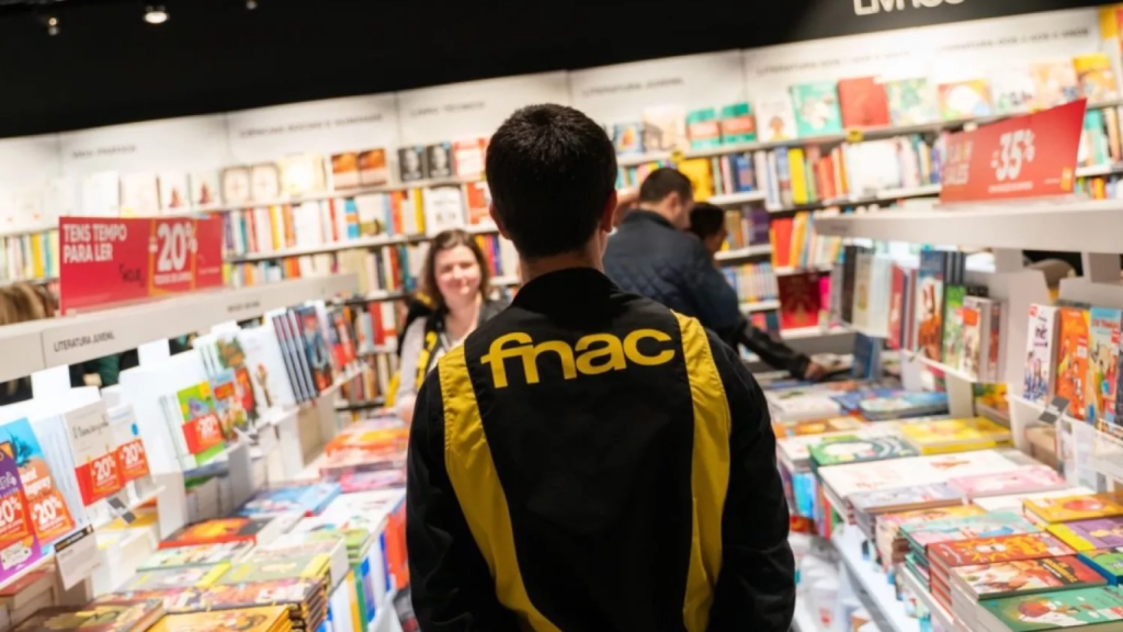 Un empleado de FNAC