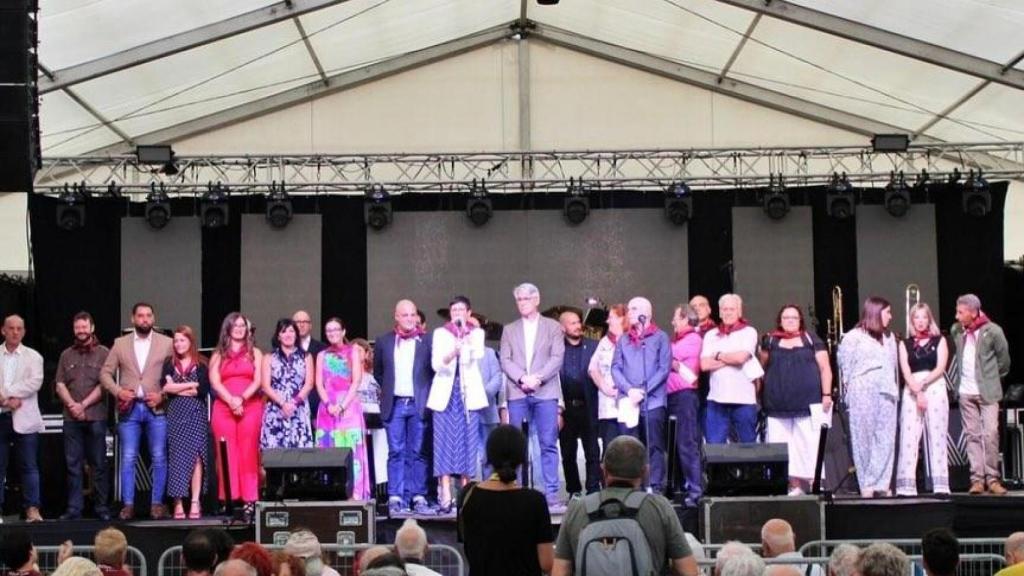 Pregó d'inici de festes a Sant Adrià en una edició anterior