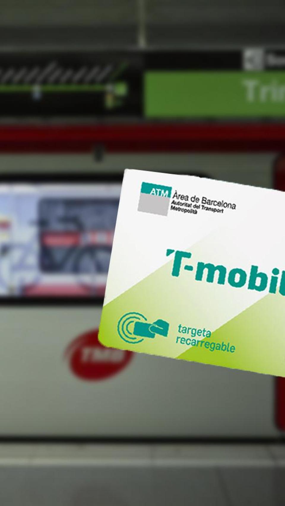 Fotomuntatge del metro de Barcelona amb la T-Mobilitat