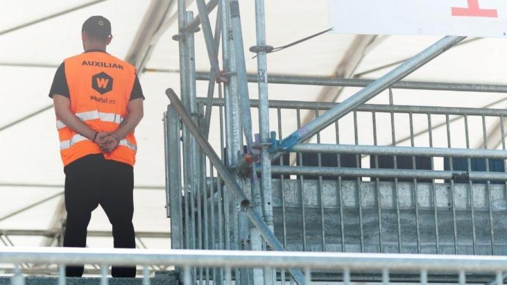 Auxiliar de Wakeful Seguridad en una imagen de archivo