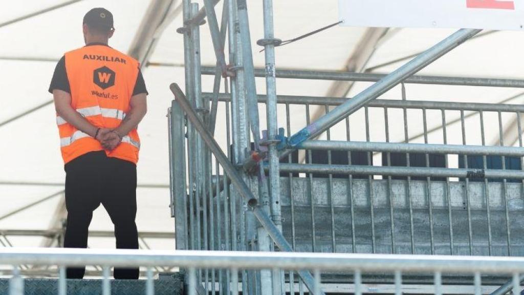 Auxiliar de Wakeful Seguridad en una imagen de archivo