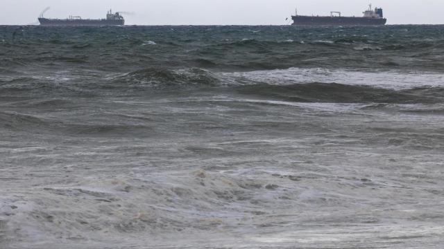 La playa de Barcelona durante el temporal