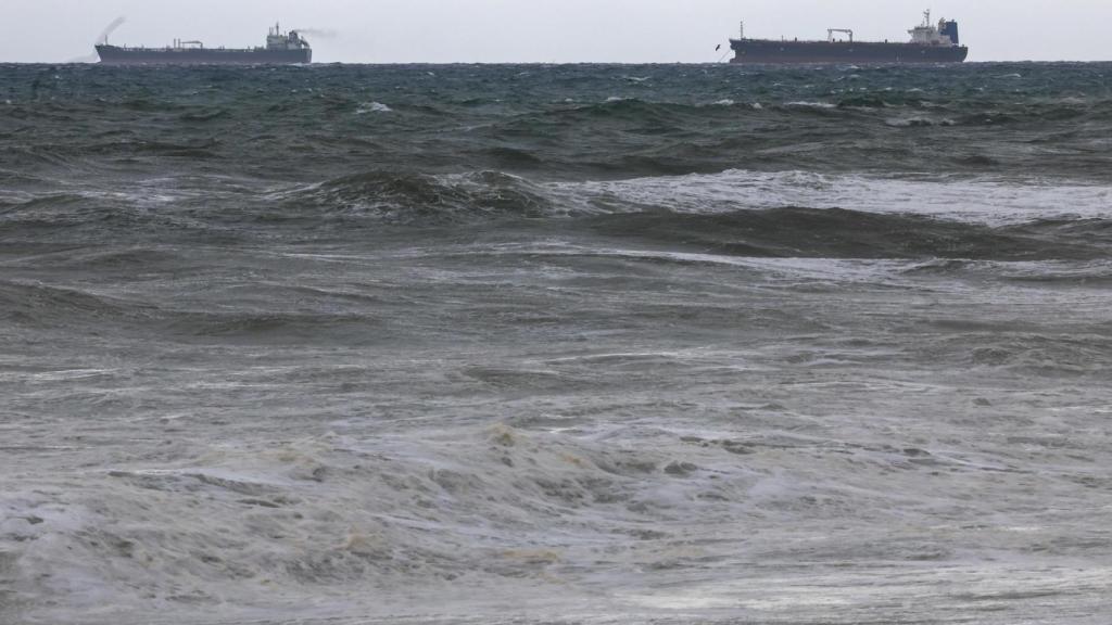 La playa de Barcelona durante el temporal