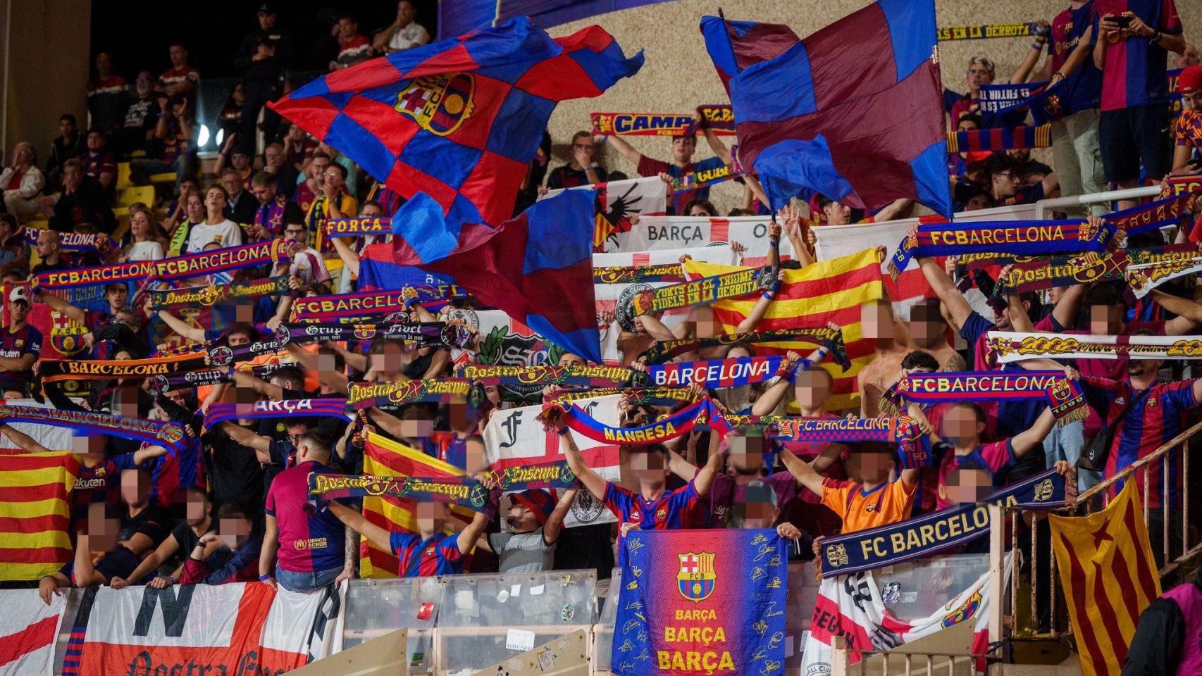 Nostra Ensenya, en un desplazamiento del Barça