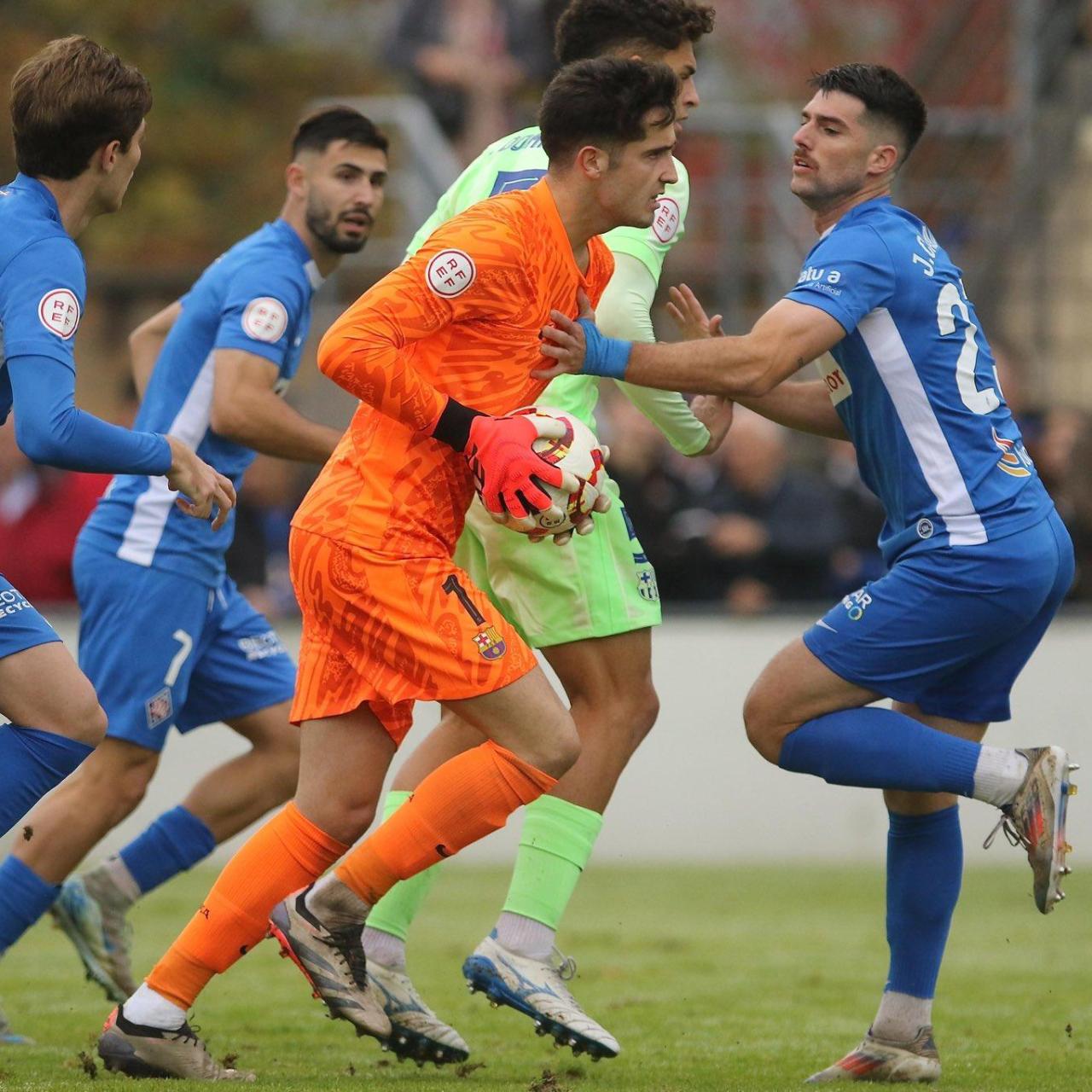 Ander Astralaga en el partido del Barça B contra el Amorebieta