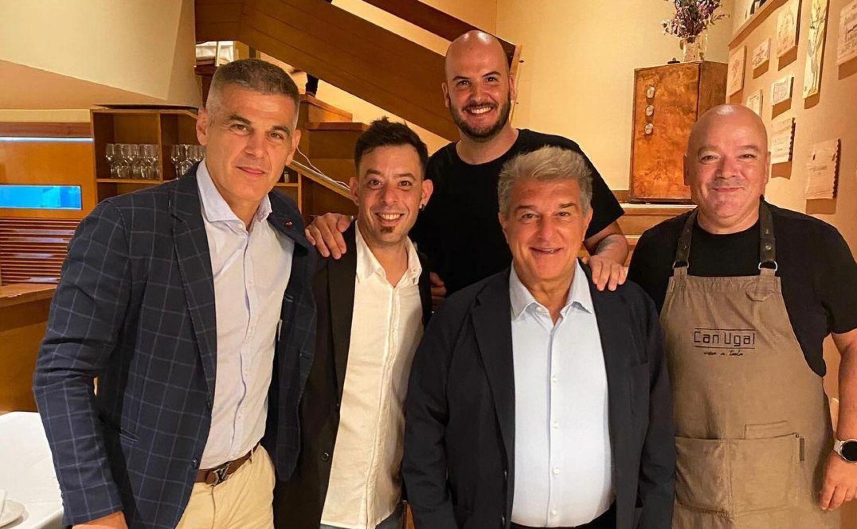 Joan Laporta y Enric Masip, en Can Ugal, restaurante de Les Corts