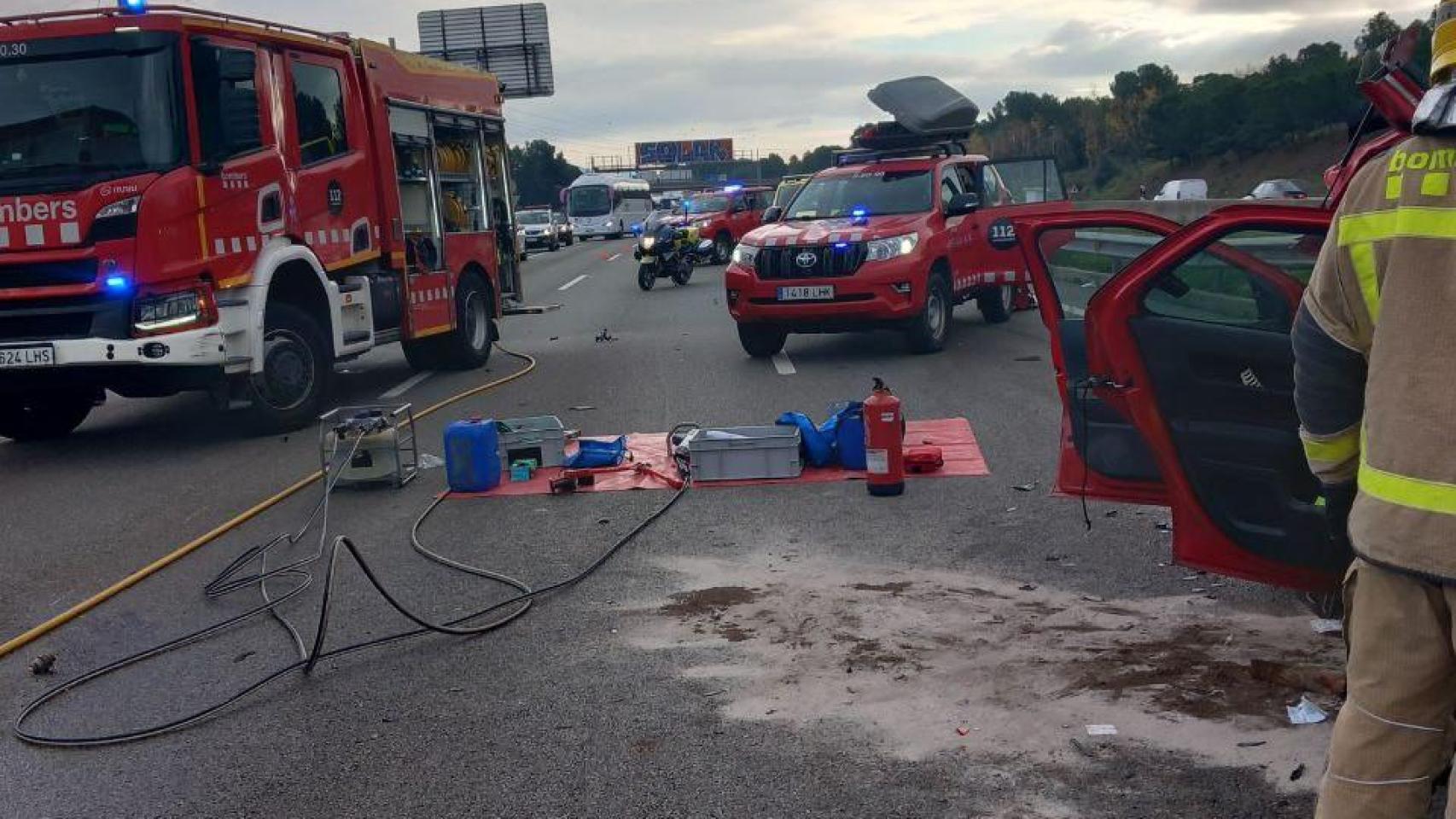 Un accidente en la AP-7 a la altura Sant Cugat en una imagen de archivo