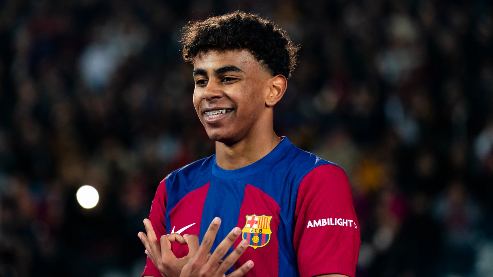 Lamine Yamal en una imagen de archivo durante un partido con el FC Barcelona