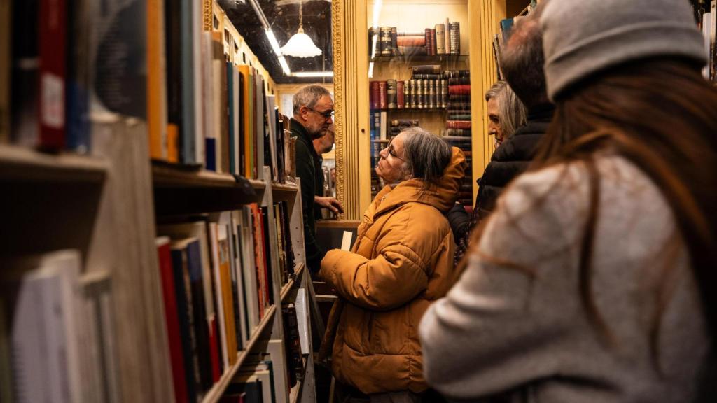 La librería Sant Jordi, unos días después de anunciar su cierre