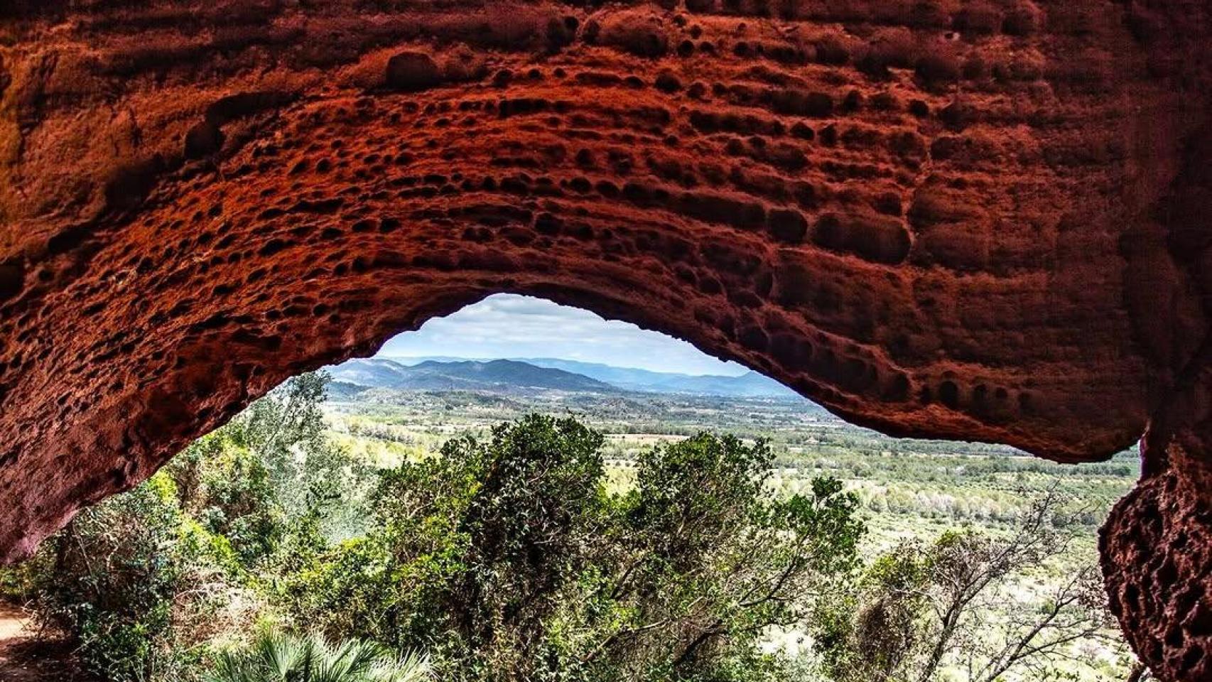 Cueva de la montaña del Areny