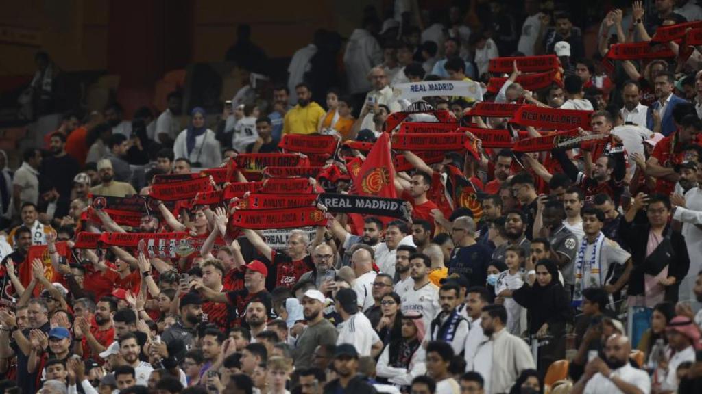 La afición del Mallorca, presente en Yeda por la Supercopa de España