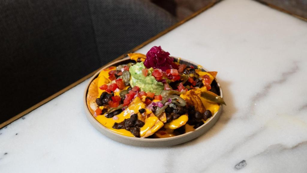Nachos de Vrutal, uno de los mejores restaurantes veganos del mundo, según TripAdvisor