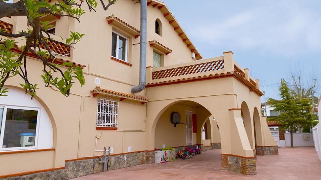 Edificio de Infantil del Colegio Sant Ferran de Castelldefels