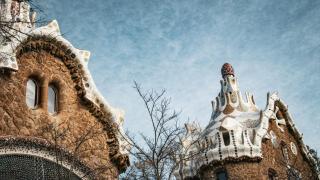 Tejados de las casas del Park Güell de Gaudí