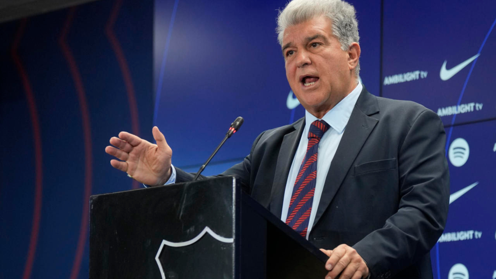 Laporta pasa de hacer autocrítica: atiza a prensa y oposición en un discurso reiterativo y victimista