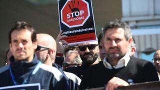 Imagen de archivo de una protesta contra las agresiones a funcionarios de prisiones