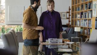 Aitor Echeverría y Emma Suárez en la casa donde se grabó 'Desmontando un elefante'