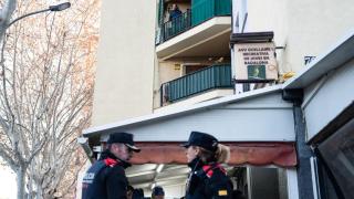 Mossos d'esquadra, policia local y policia nacional en el barrio de Sant Roc contra el mercado de la miseria