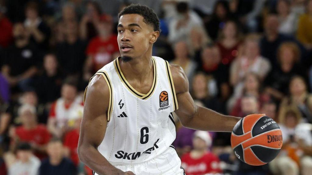 Theo Maledon, base del ASVEL que interesa a Barça y Real Madrid de basket