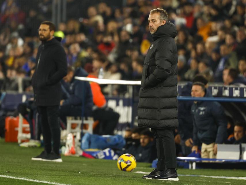 Hansi Flick y Bordalás, durante el Getafe-Barça