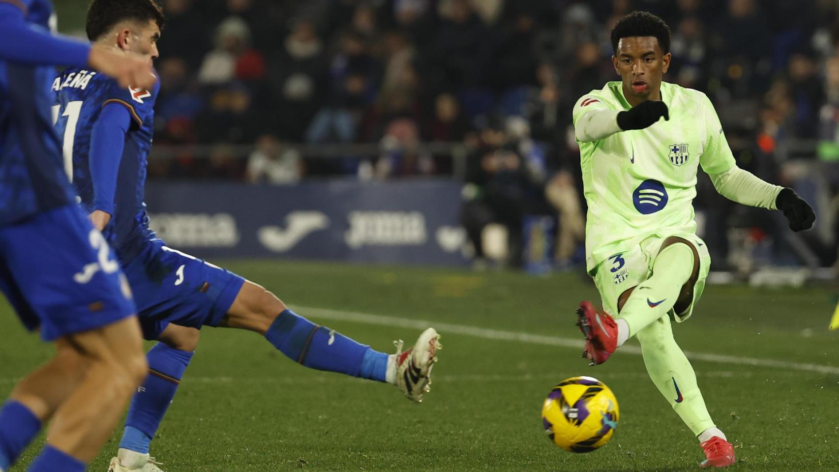 Balde, en un lance del partido entre el Getafe y el Barça