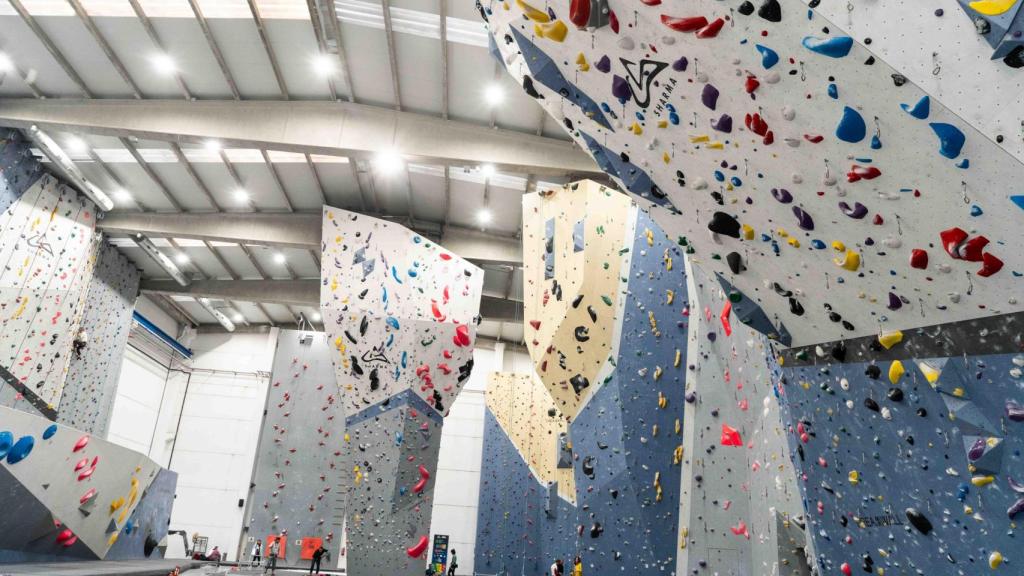 El rocòdrom del Sharma Climbing Gavà