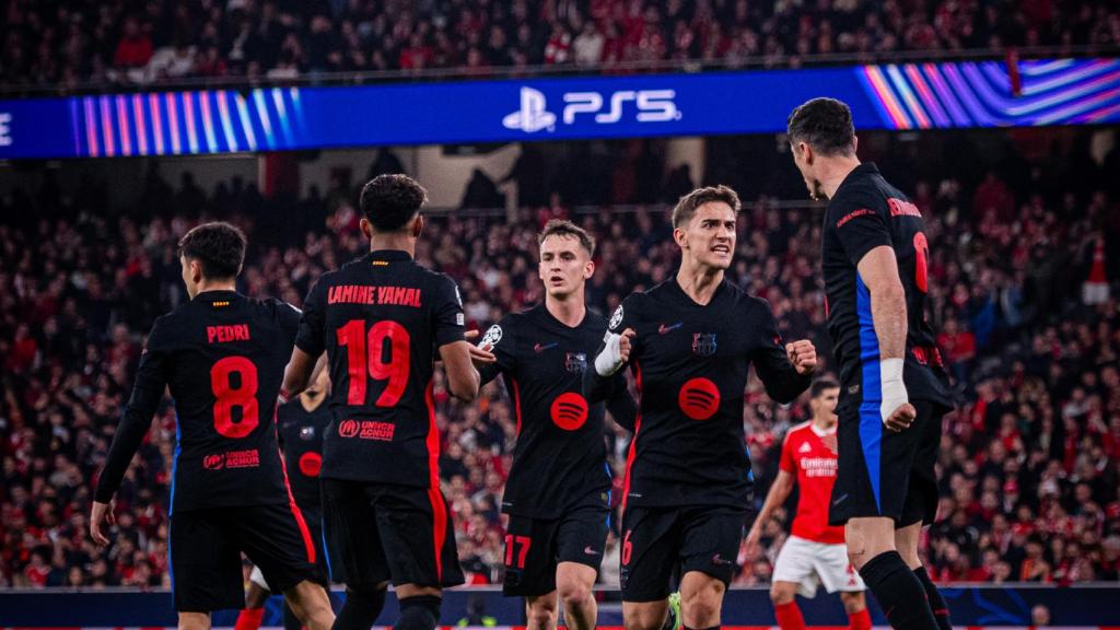 La euforia del Barça tras anotar un gol contra el Benfica en Lisboa